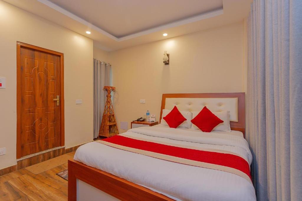 Hotel Tiktok Katmandu Dış mekan fotoğraf