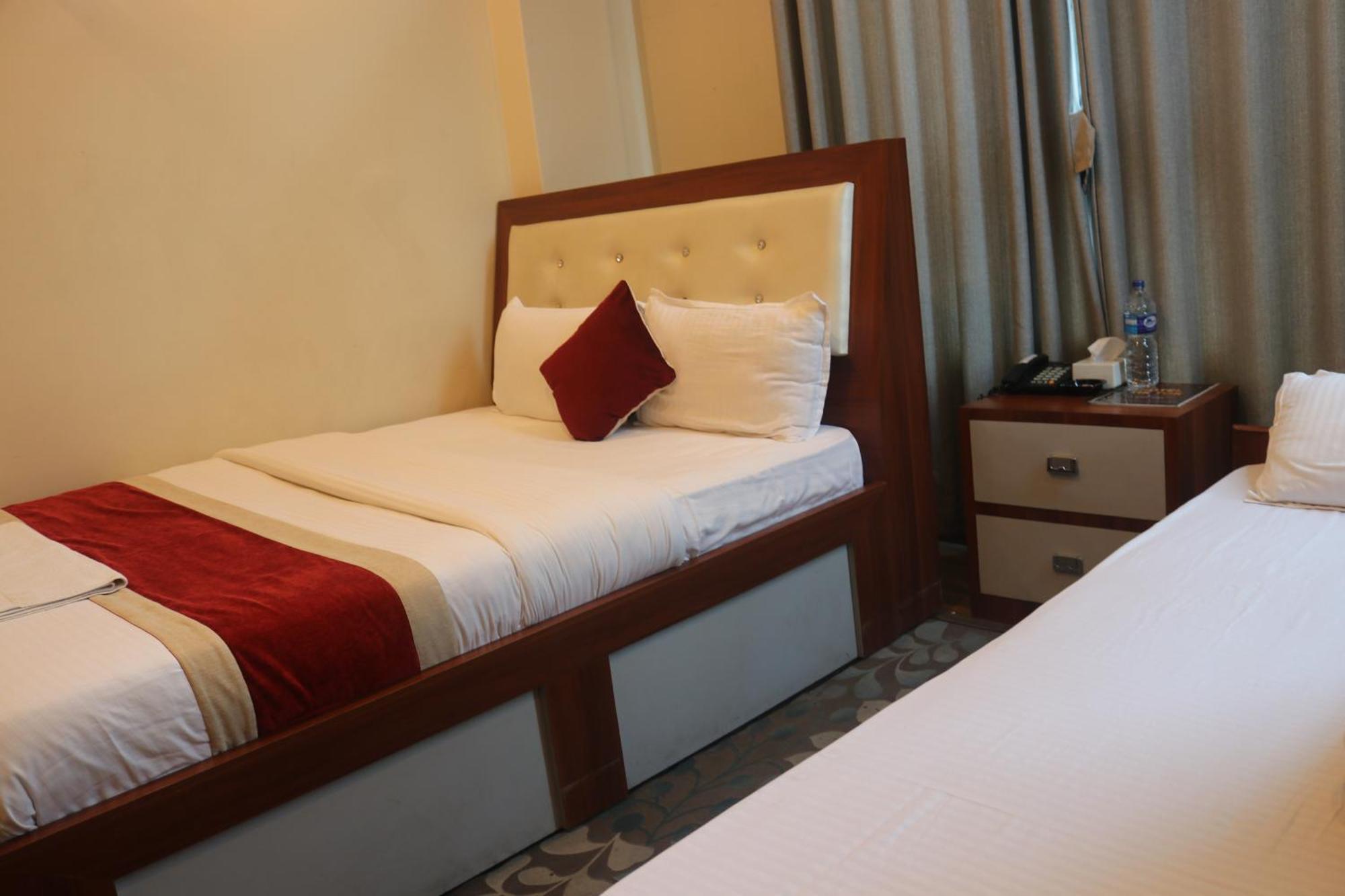 Hotel Tiktok Katmandu Dış mekan fotoğraf