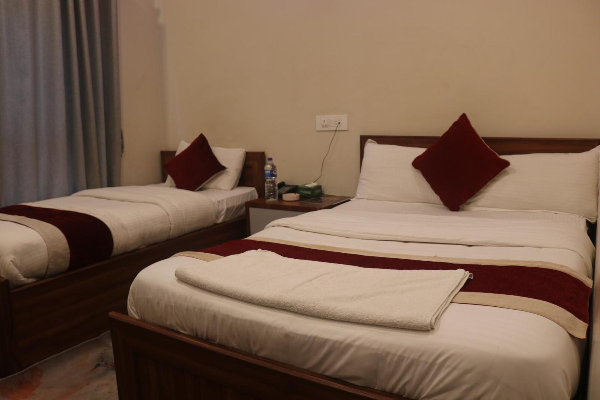 Hotel Tiktok Katmandu Dış mekan fotoğraf